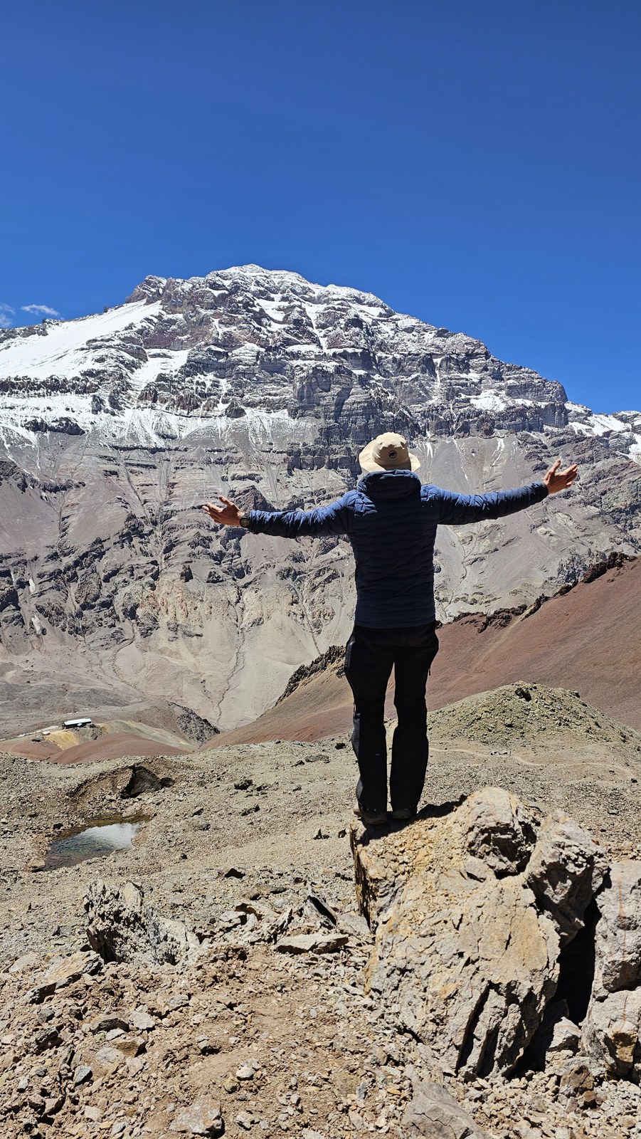 Aconcagua w całej okazałości za plecami - Cerro Bonete, 26 stycznia 2025