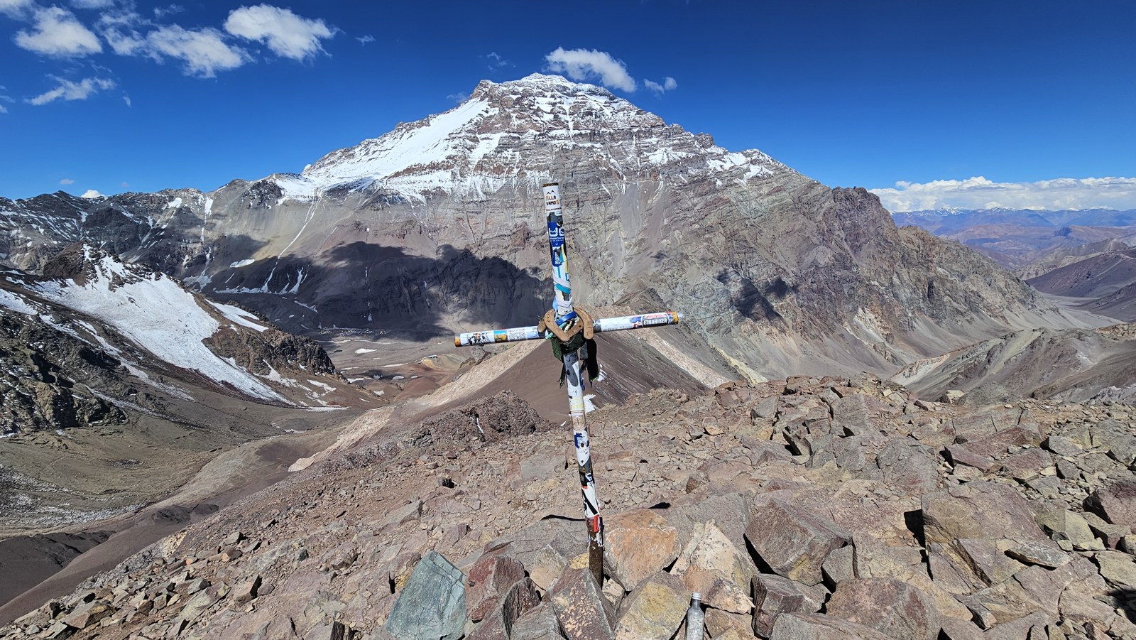 Krzyż i Aconcagua w szczytowej panoramie - Cerro Bonete, 26 stycznia 2025