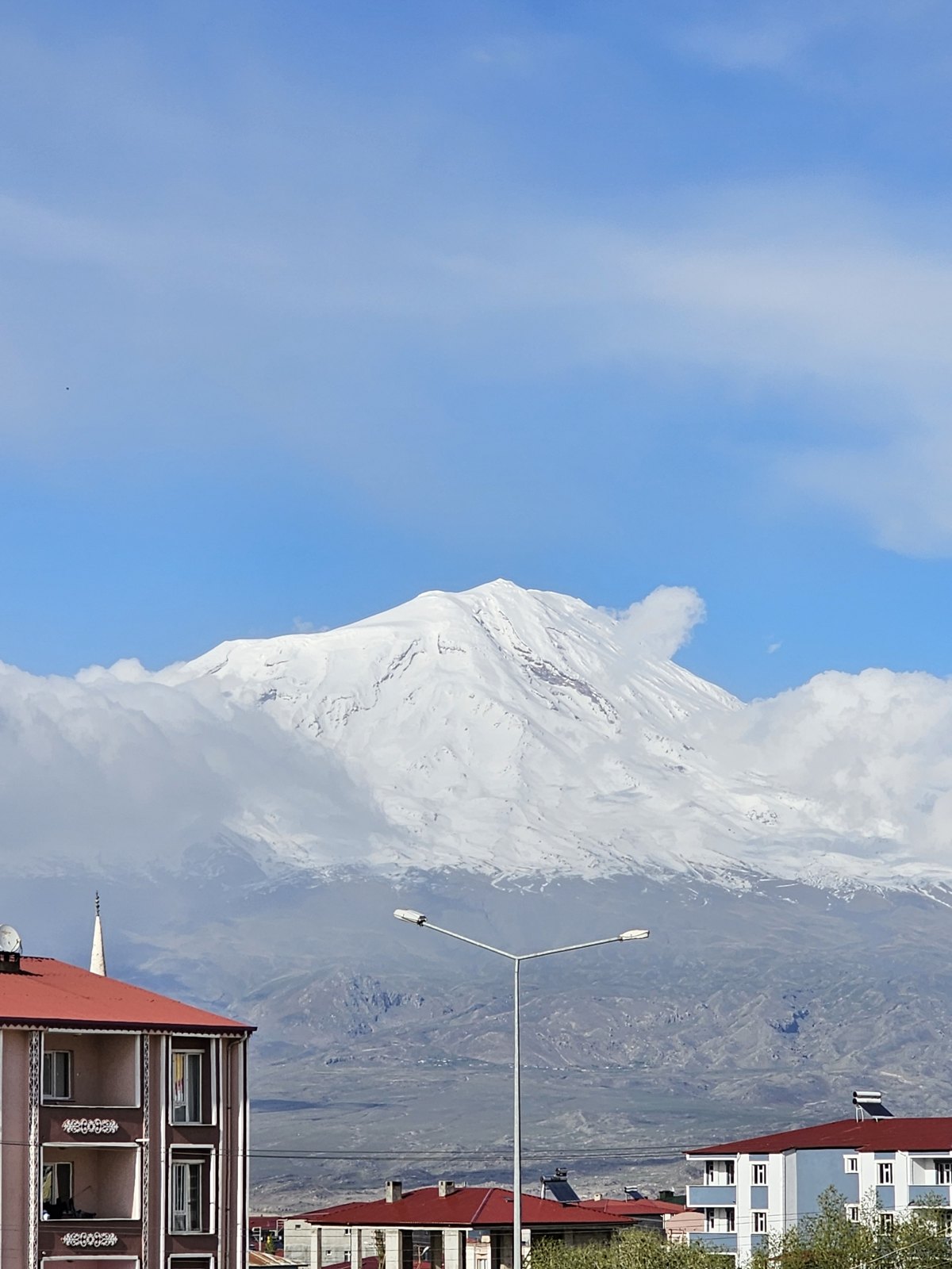 Ararat widziany z miasta po wyprawie
