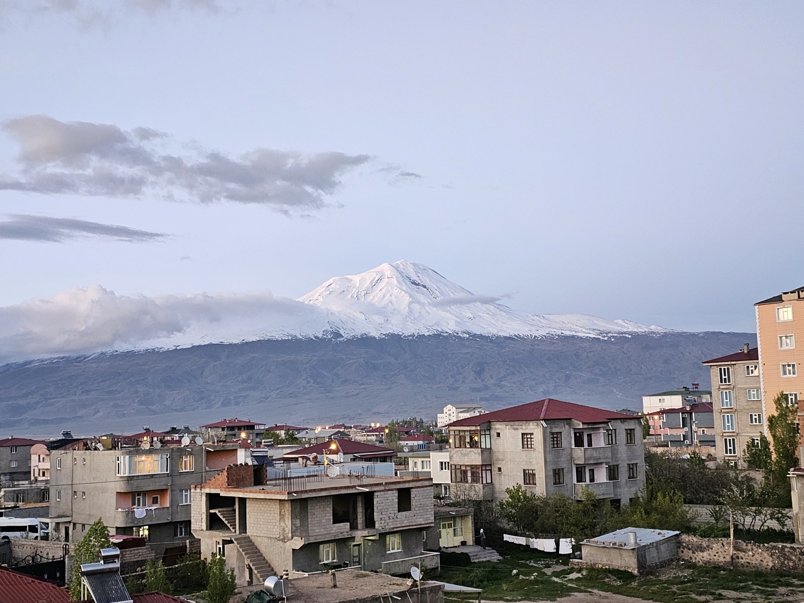 Ararat widziany z miasta po powrocie z góry