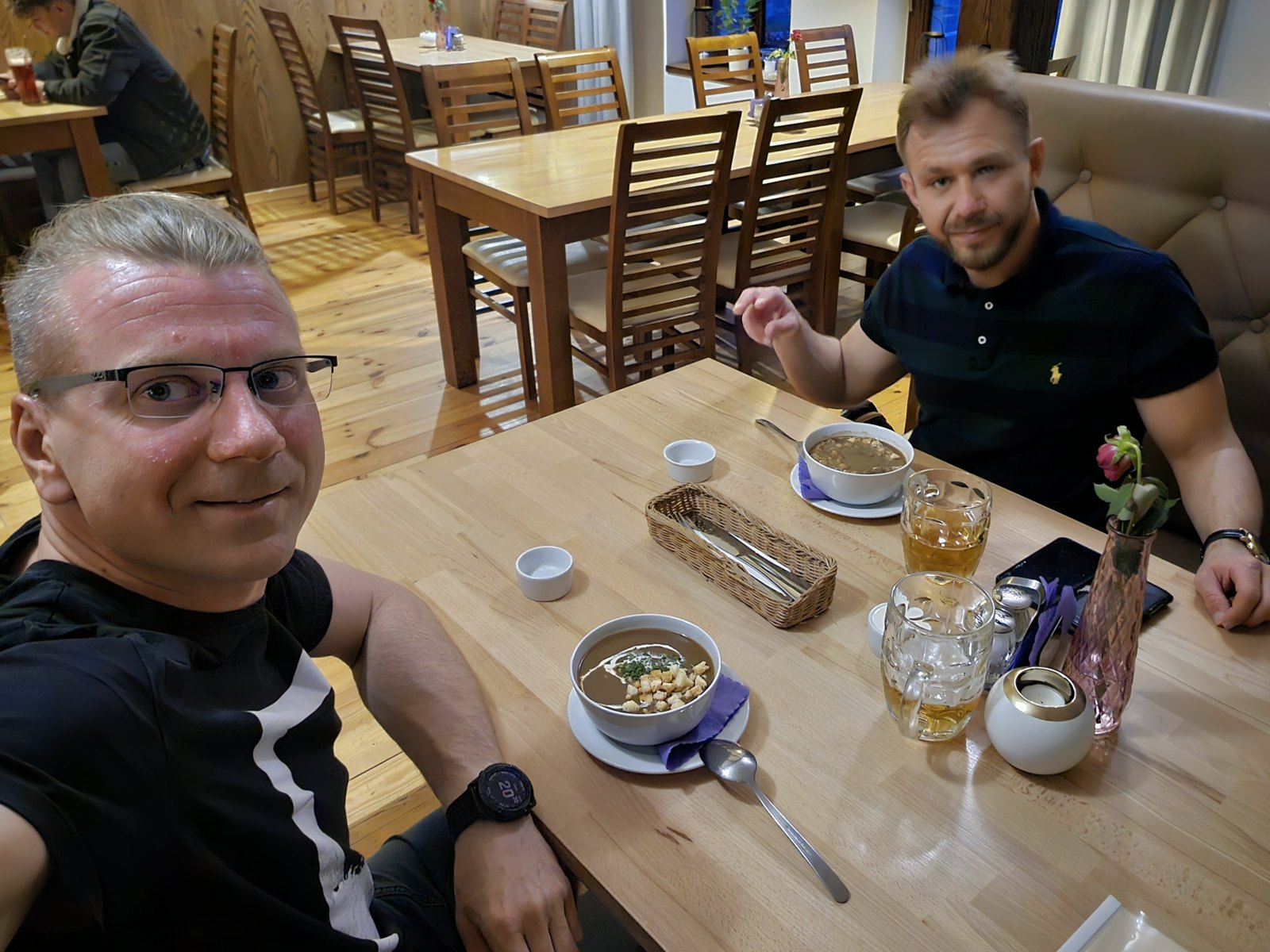 Wspólny posiłek w drodze powrotnej — 07.05.2023