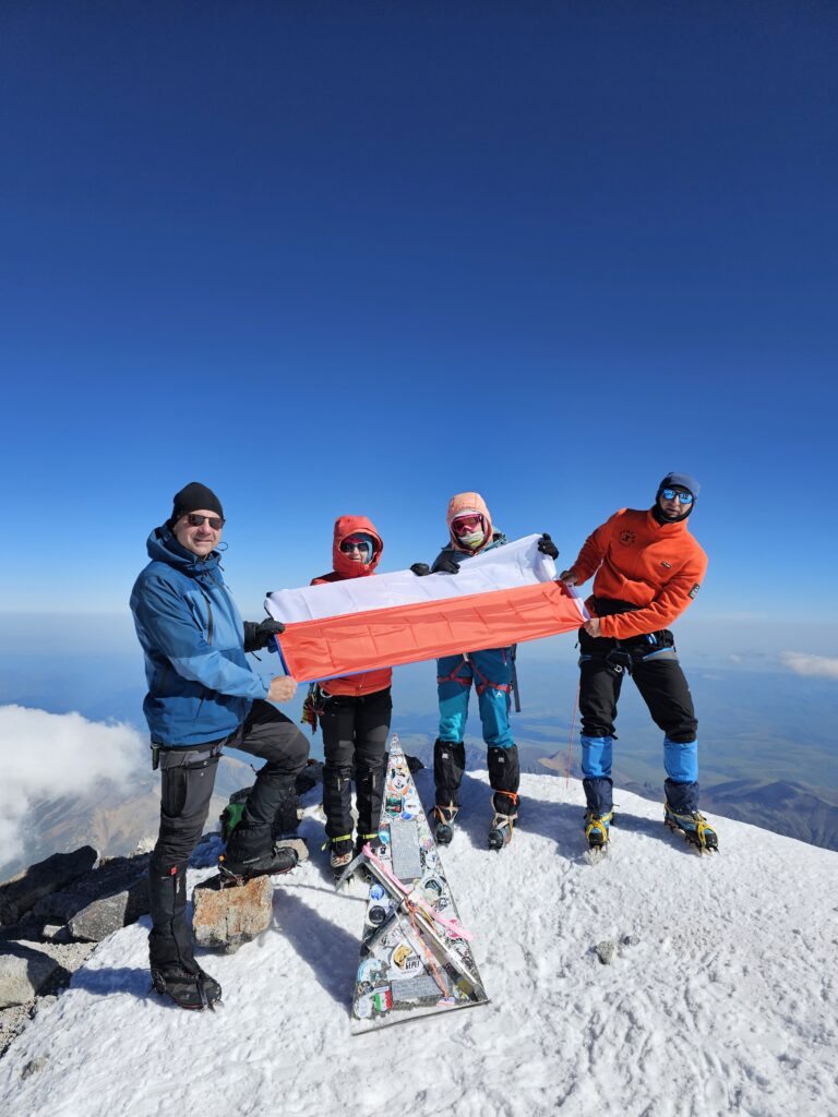 Elbrus, wejście szczytowe