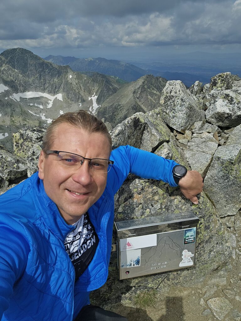 Durny Szczyt, 2621 m n.p.m.