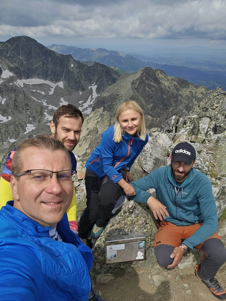 Durny Szczyt, 2621 m n.p.m.