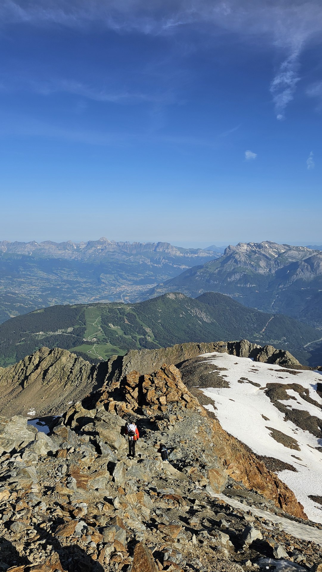 Panorama Alp podczas zejścia